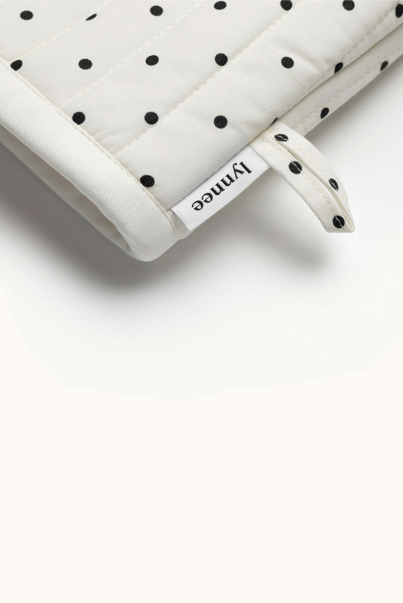 Lady Dot Oven Mitt & Pot Holder Set