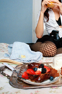 Lynnee-Bluebell Gingham Placemats-Lifestyle-Image-02